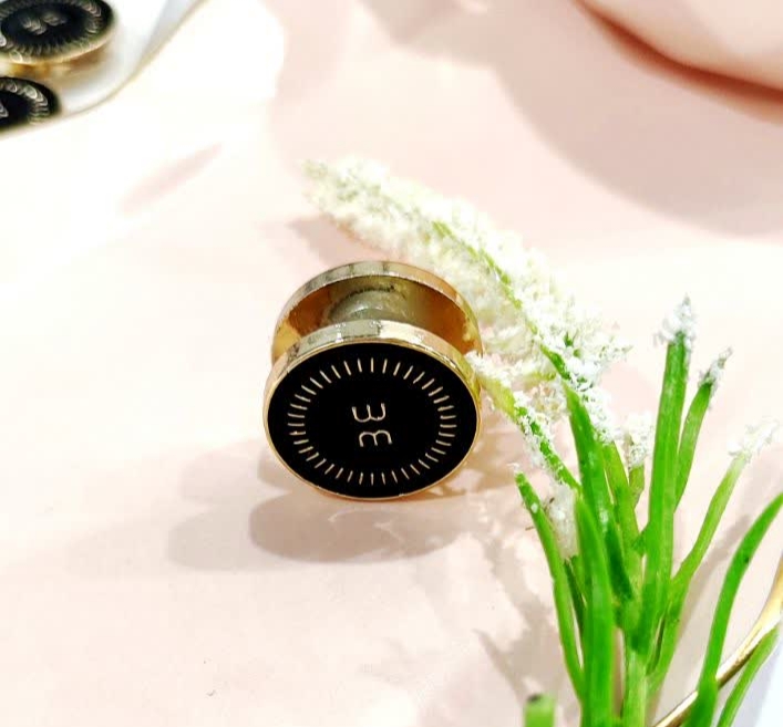 گیره دکمه ای مگنتی مشکی (دو طرفه)