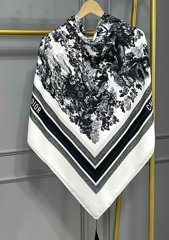 ست کیف و روسری نخی قواره ۱۳۰ مدل دیور جنگل B2 در 6 رنگ