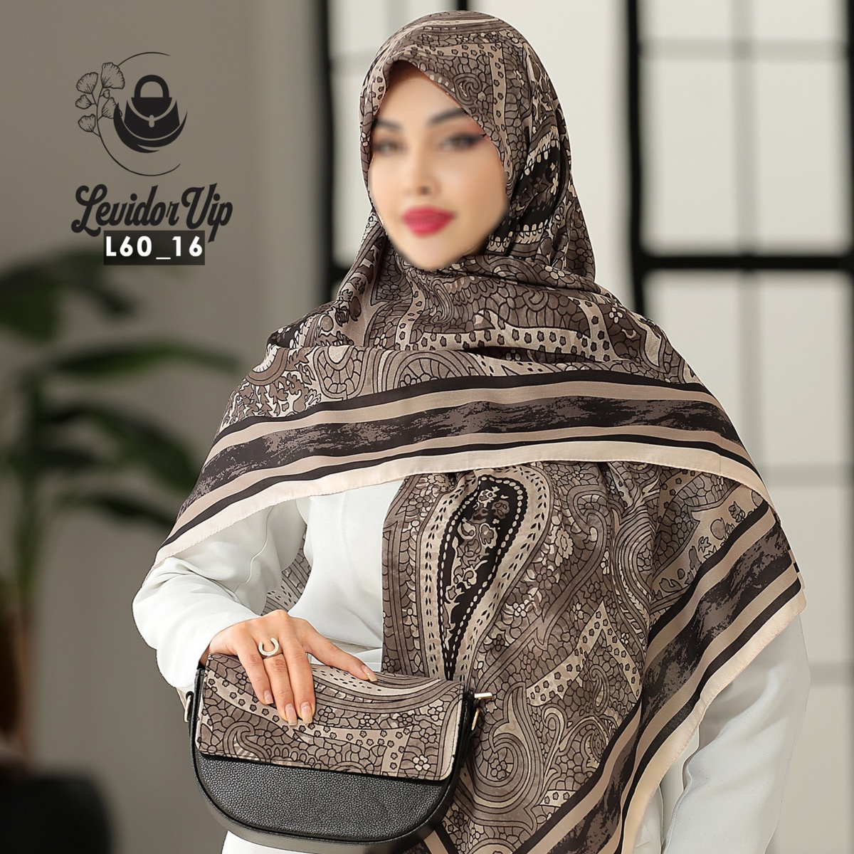 روسری و کیف پاسپورتی ست طرح بته جقه قواره ۱۴۰ (L60)