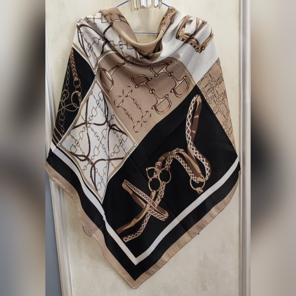روسری نخی چاپی طرح رکاب قواره ۱۳۵