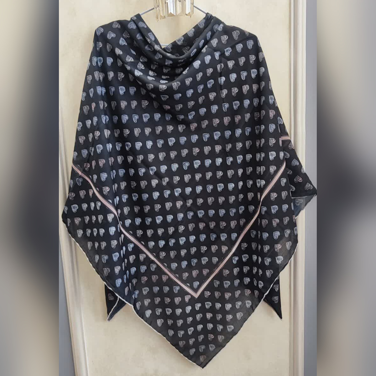 روسری نخی وال طرح قلب قواره ۱۴۰