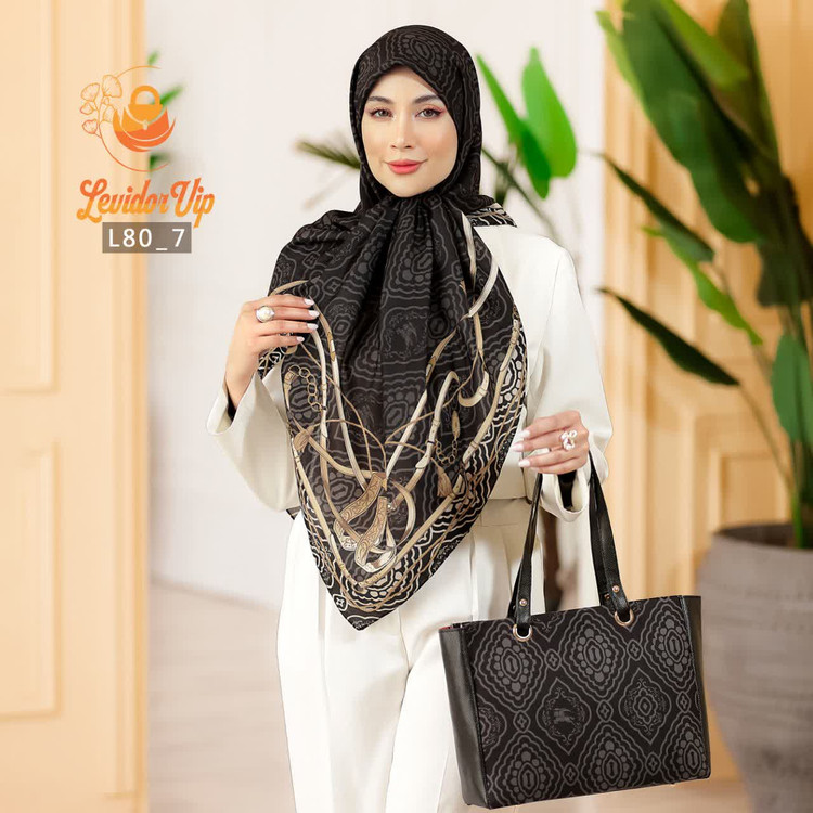 ست کیف و روسری نخ ابریشم قواره ۱۴۰ طرح کمربند (L80)