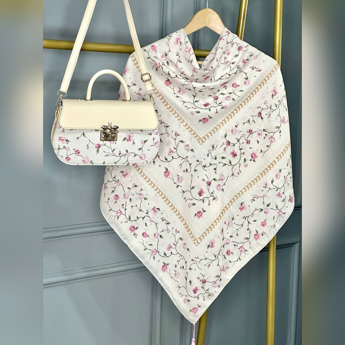 ست کیف و روسری گلسار کرم (A3)