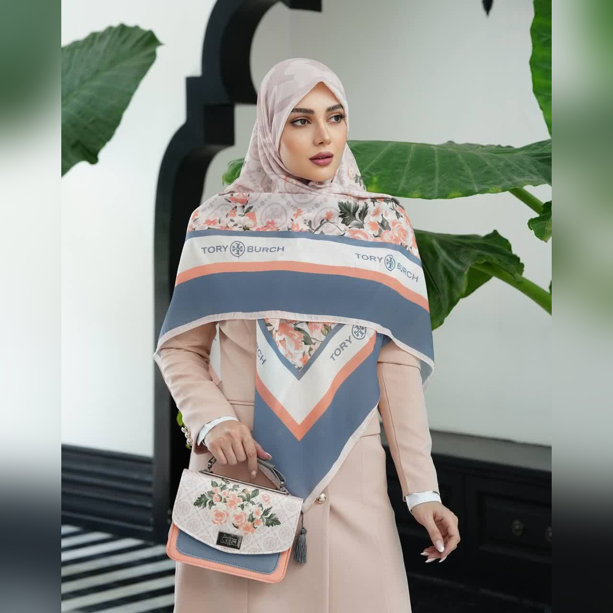 ست کیف و روسری طوسی نارنجی گلدار طرح توری بورچ (B2)