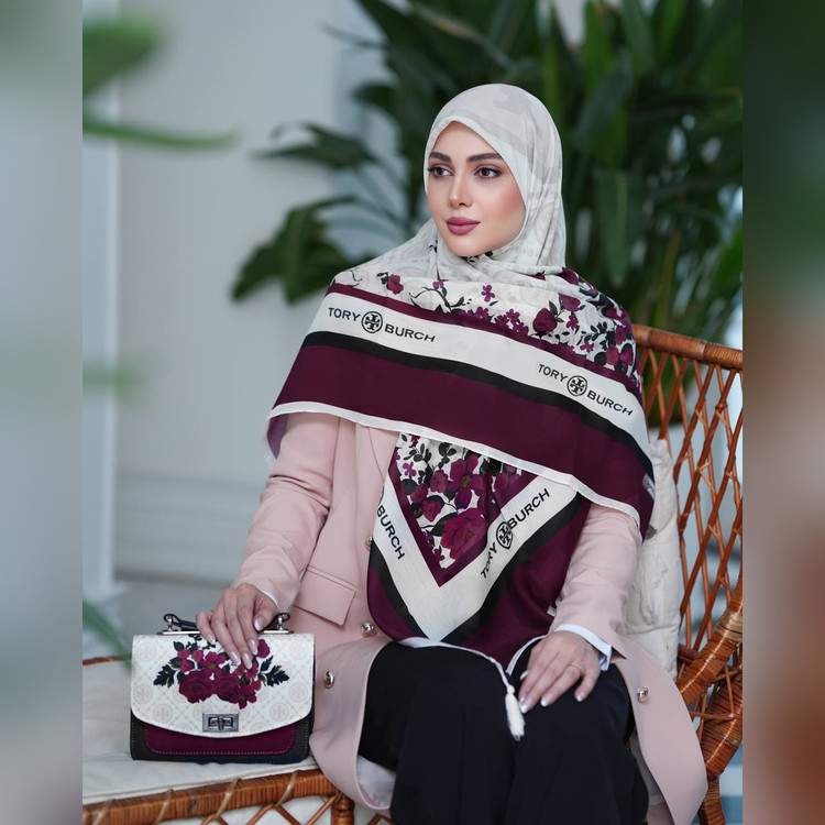 ست کیف و روسری زرشکی گلدار طرح توری بورچ (B2)