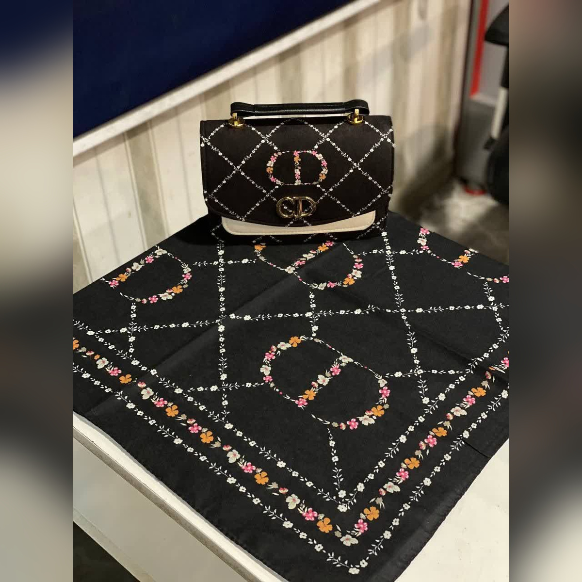 ست کیف و روسری دیور الی مشکی رنگی (B2)