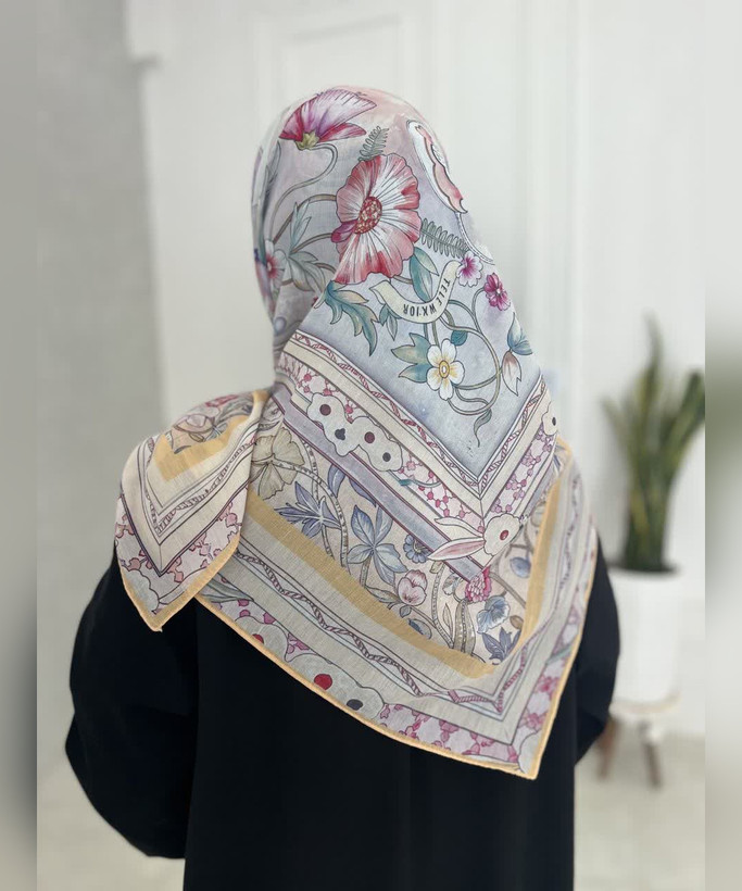 روسری نخی دخترانه طرحدار قواره ۱۰۰