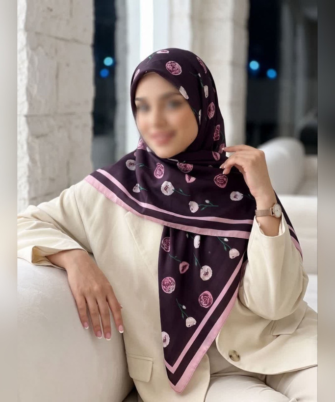 روسری حریر ابریشم طرحدار قواره ۱۲۰