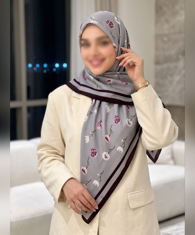 روسری حریر ابریشم طرحدار قواره ۱۲۰