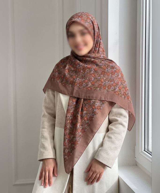 روسری کرپنخ گلریز قواره ۱۴۰
