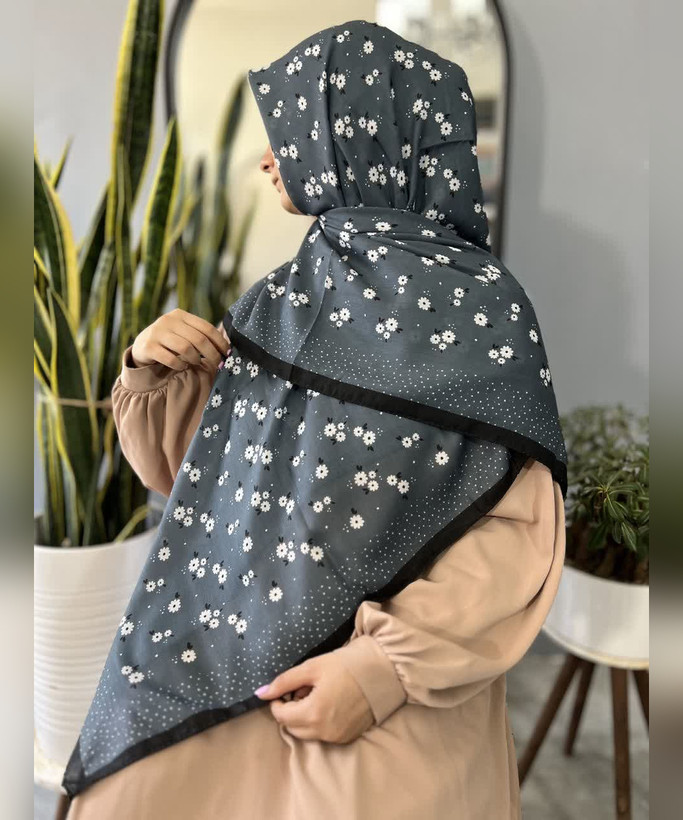 روسری نخی گلریز قواره ۱۴۰