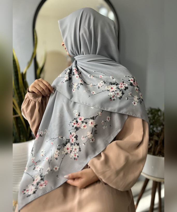 روسری کرپنخ شکوفهای قواره ۱۴۰