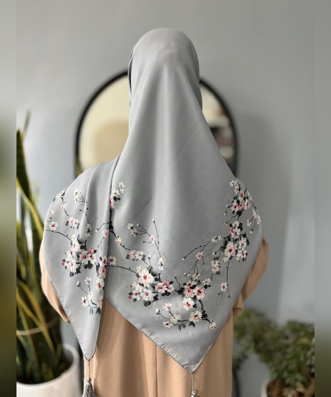 روسری کرپنخ شکوفهای قواره ۱۴۰
