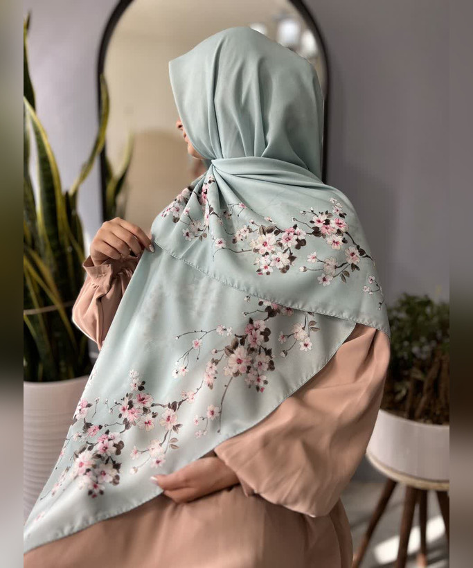 روسری کرپنخ شکوفهای قواره ۱۴۰