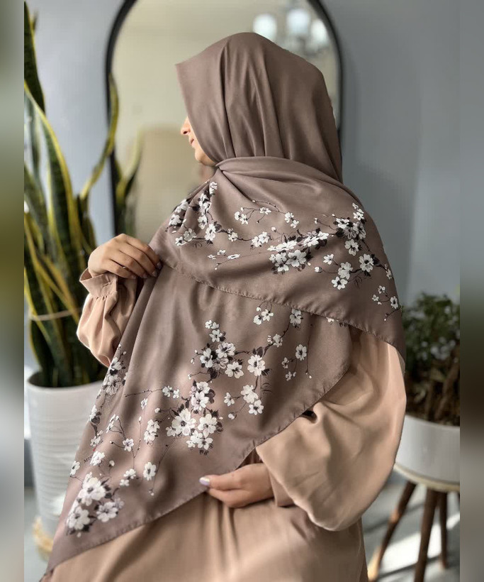 روسری کرپنخ شکوفهای قواره ۱۴۰