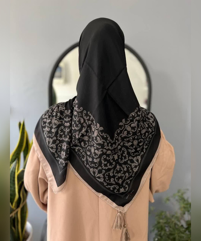 روسری سوپرنخ نقش اسلیمی قواره ۱۲۰