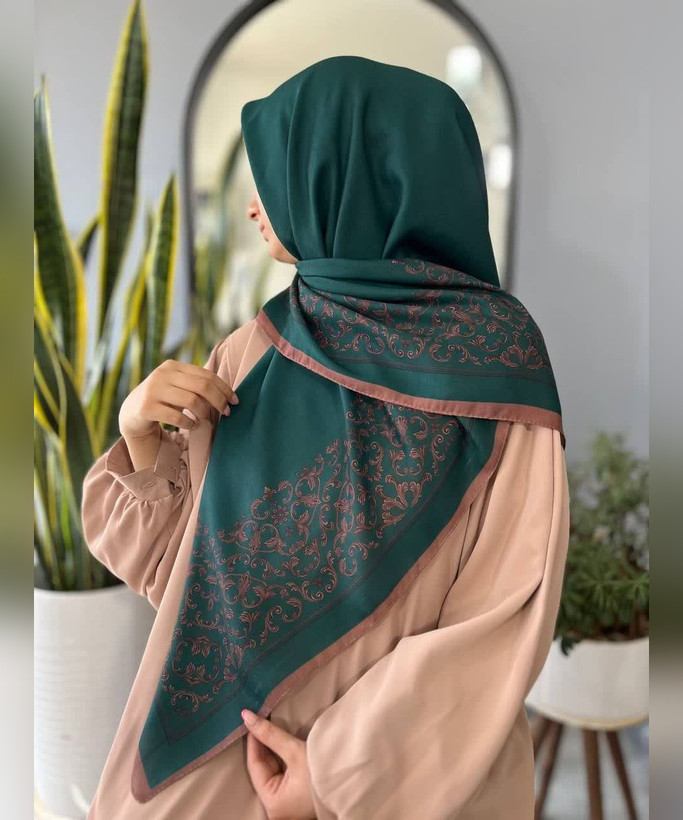 روسری سوپرنخ نقش اسلیمی قواره ۱۲۰
