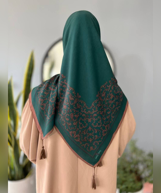 روسری سوپرنخ نقش اسلیمی قواره ۱۲۰