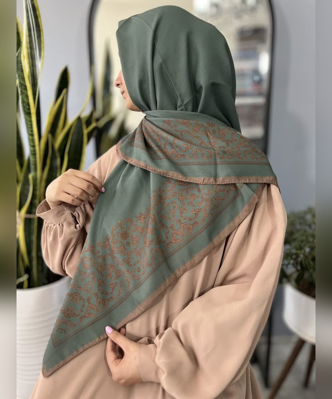 روسری سوپرنخ نقش اسلیمی قواره ۱۲۰
