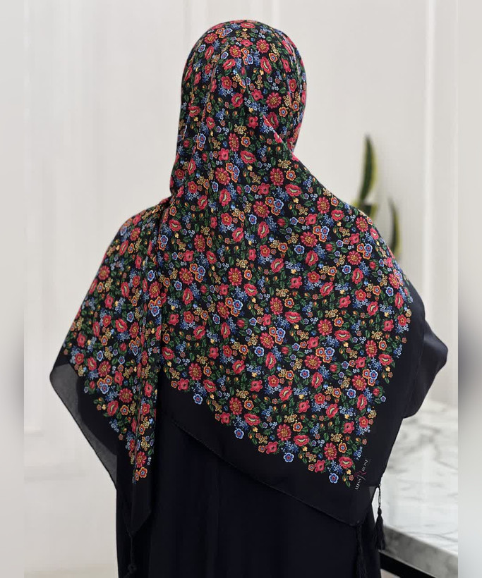 روسری کرپنخ گلدار قواره ۱۴۰