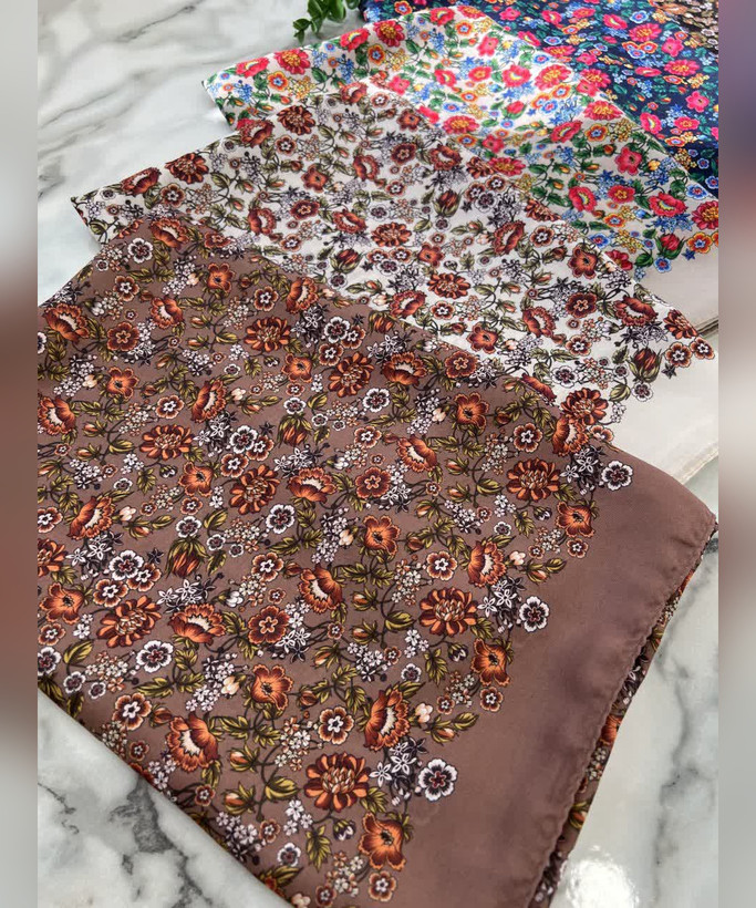 روسری کرپنخ گلدار قواره ۱۴۰
