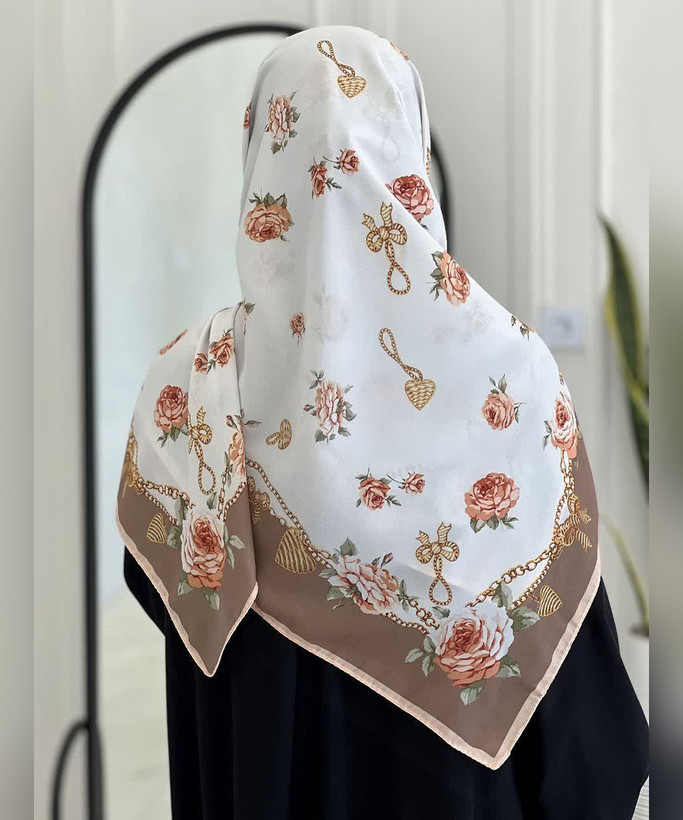 روسری حریر ابریشم گلدار قواره ۱۲۰