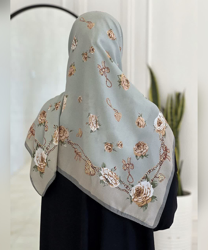 روسری حریر ابریشم گلدار قواره ۱۲۰