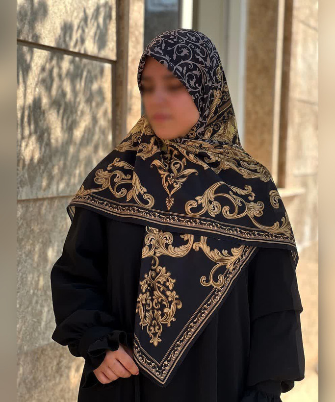 روسری حریر ابریشم طرح کلاسیک قواره ۱۲۰