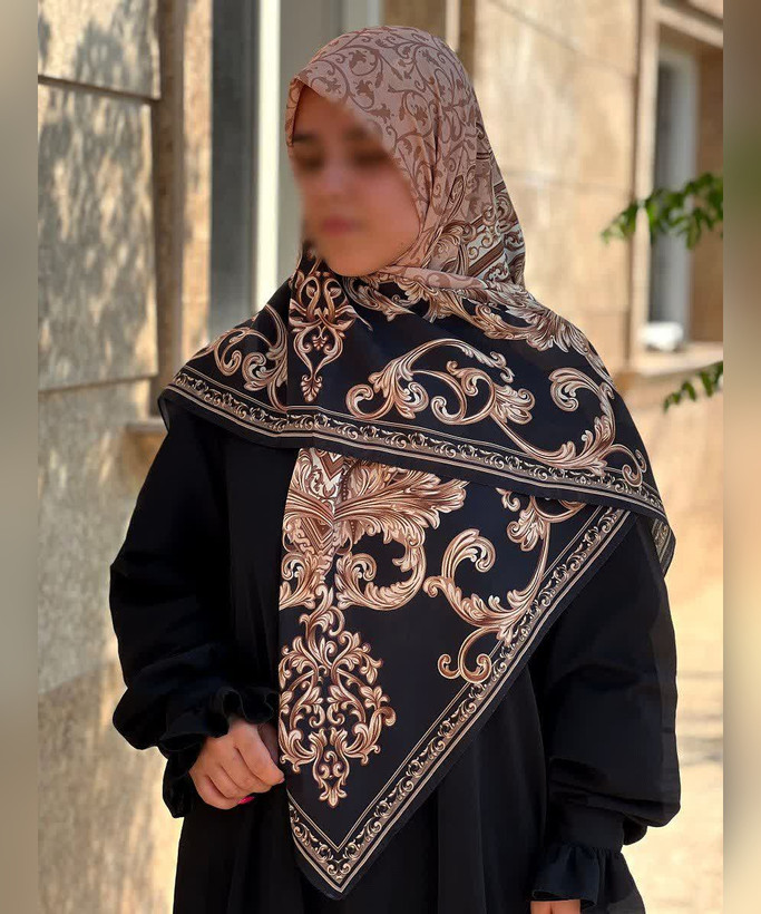 روسری حریر ابریشم طرح کلاسیک قواره ۱۲۰