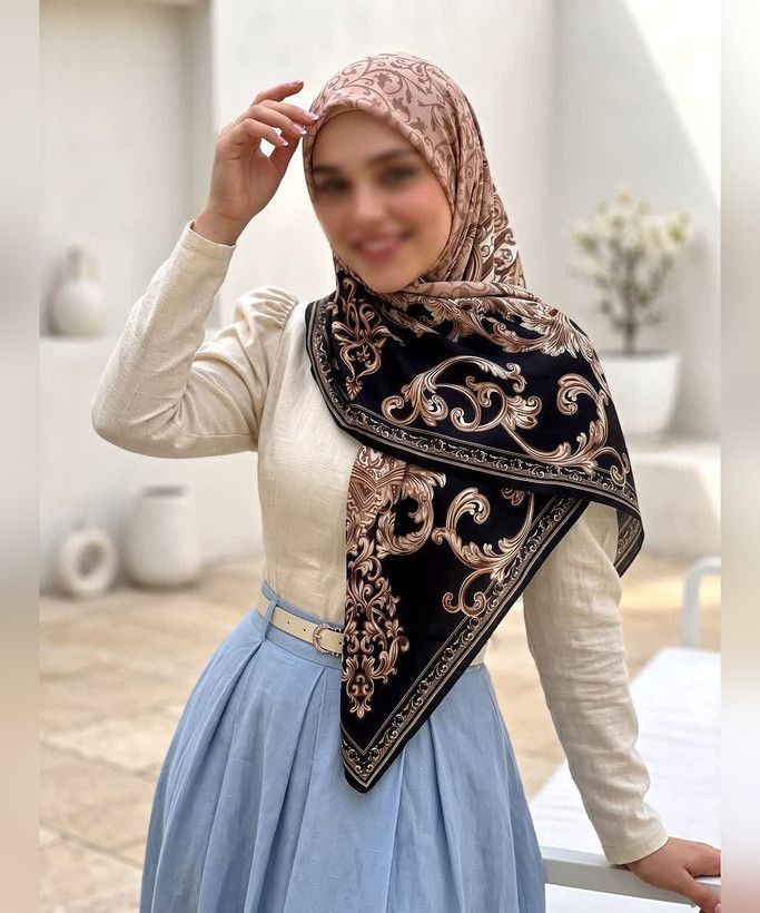 روسری حریر ابریشم طرح کلاسیک قواره ۱۲۰