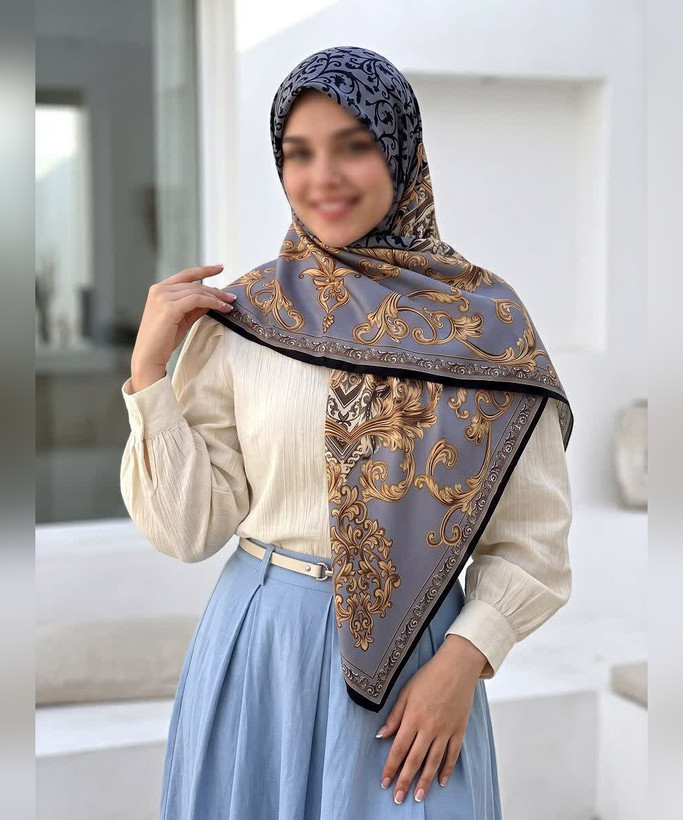 روسری حریر ابریشم طرح کلاسیک قواره ۱۲۰