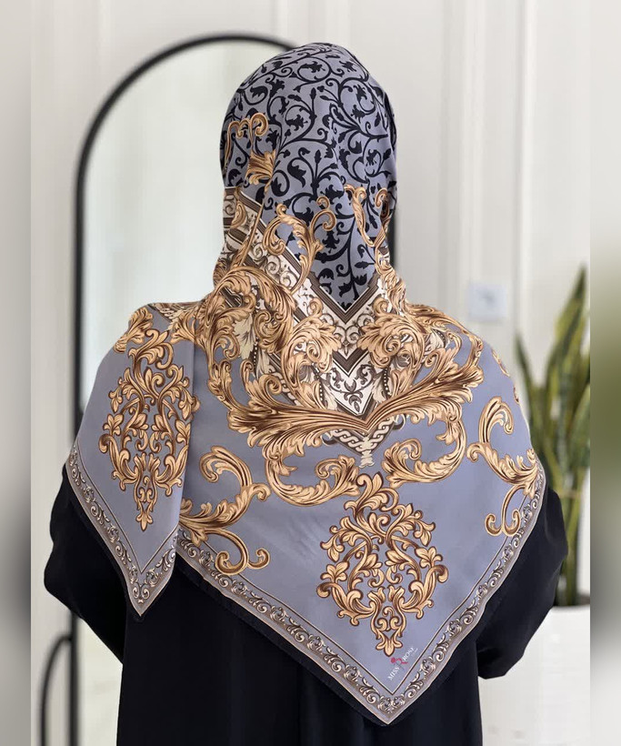 روسری حریر ابریشم طرح کلاسیک قواره ۱۲۰