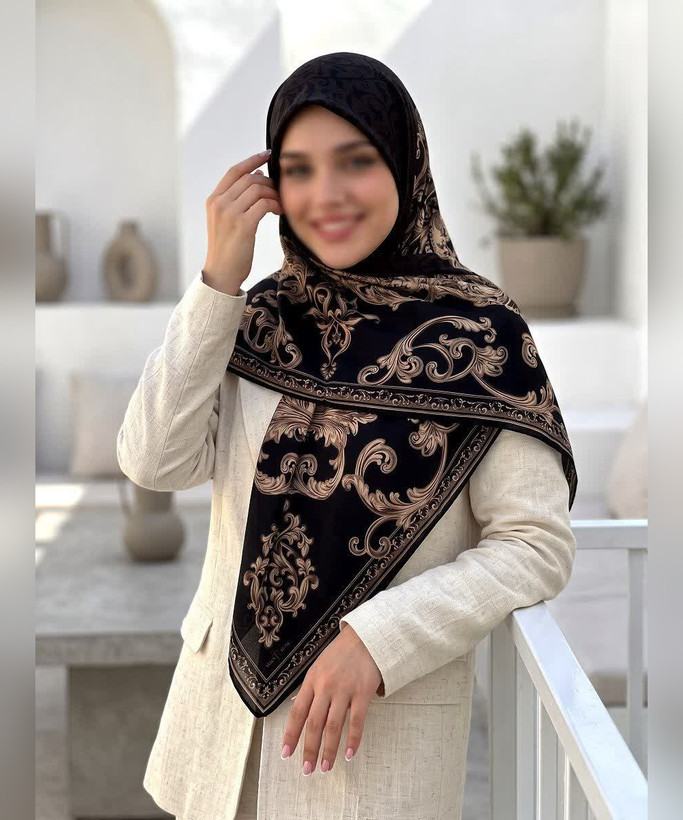 روسری حریر ابریشم طرح کلاسیک قواره ۱۲۰
