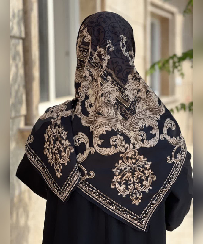 روسری حریر ابریشم طرح کلاسیک قواره ۱۲۰