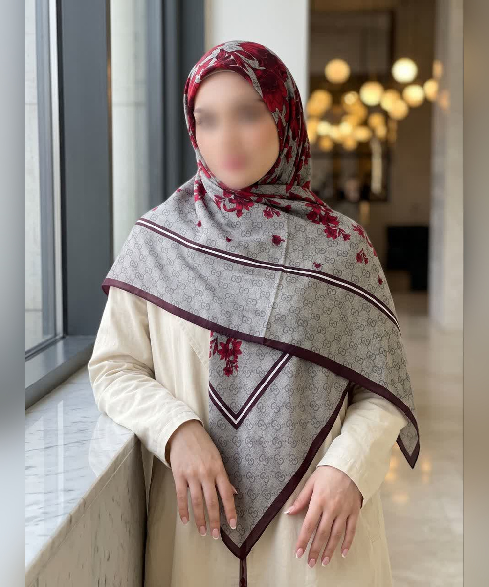 روسری سوپرنخ طرح حاشیه‌دار قواره ۱۴۰