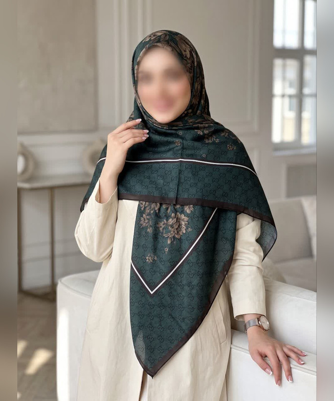 روسری سوپرنخ طرح حاشیهدار قواره ۱۴۰