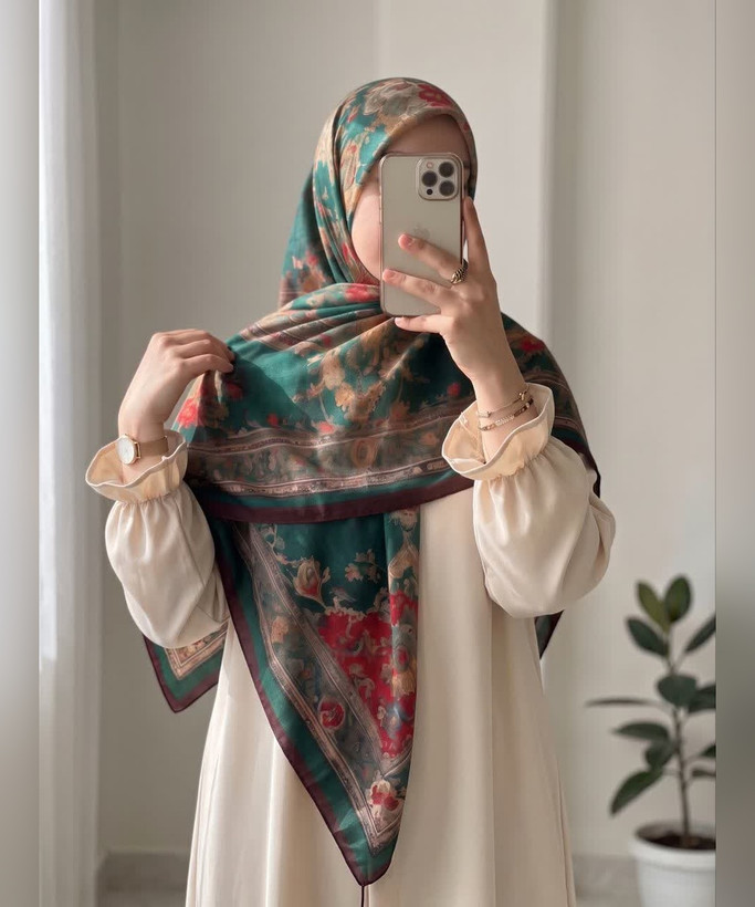 روسری نخی گلدار قواره ۱۴۰