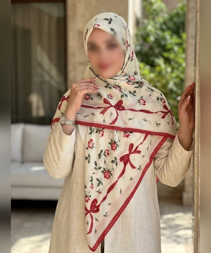 روسری کرپنخ طرح ربان پاپیون قواره ۱۴۰