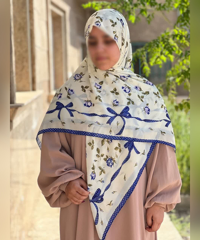 روسری کرپنخ طرح ربان پاپیون قواره ۱۴۰