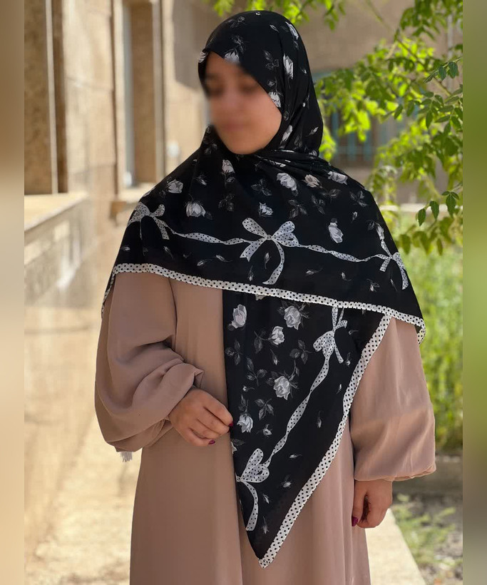 روسری کرپنخ طرح ربان پاپیون قواره ۱۴۰