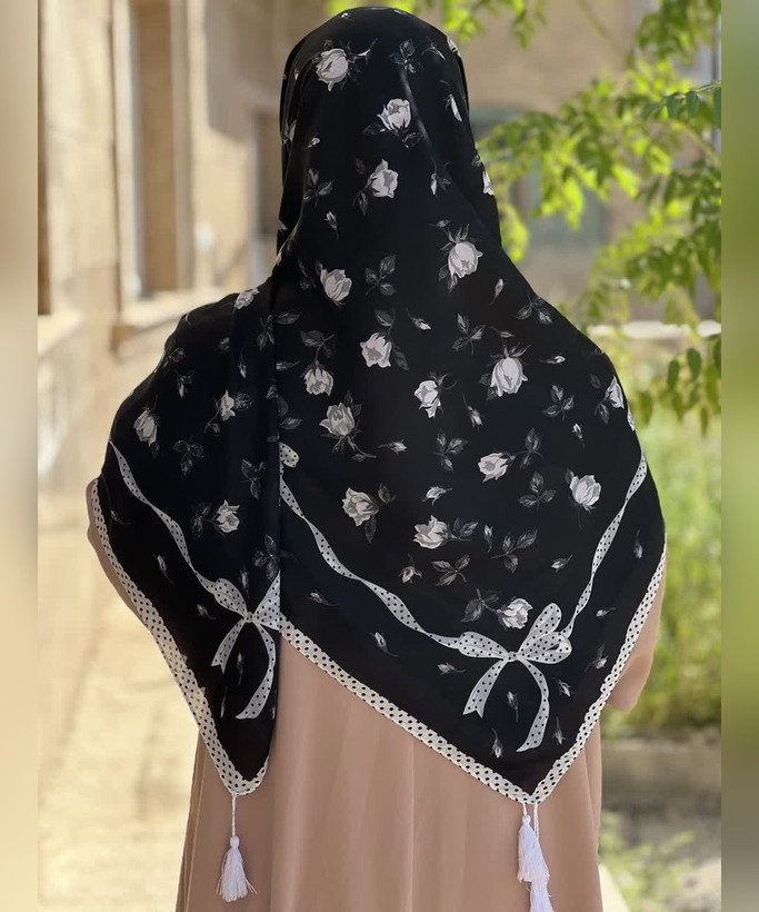 روسری کرپنخ طرح ربان پاپیون قواره ۱۴۰