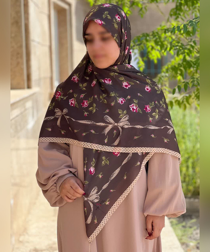 روسری کرپنخ طرح ربان پاپیون قواره ۱۴۰