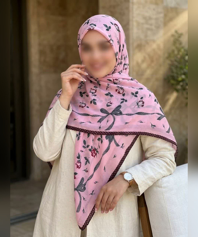 روسری کرپنخ طرح ربان پاپیون قواره ۱۴۰