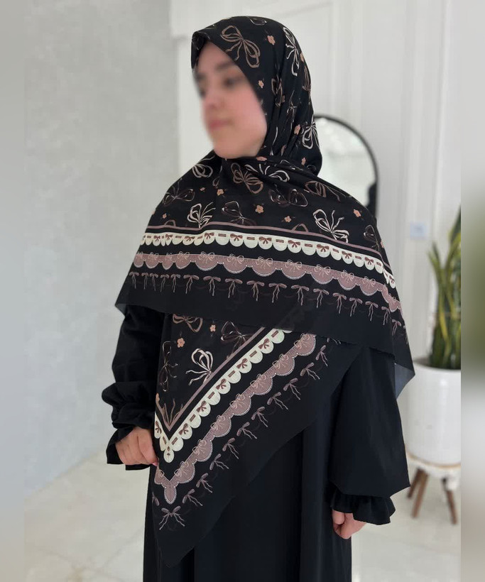 روسری سوپرنخ طرح دالبر قواره ۱۴۰