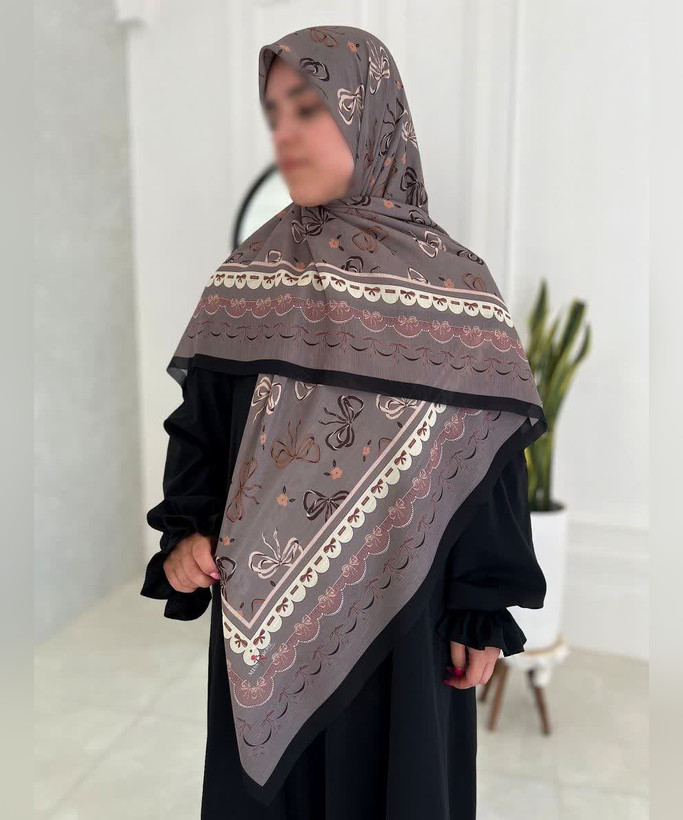 روسری سوپرنخ طرح دالبر قواره ۱۴۰