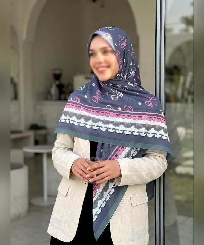 روسری سوپرنخ طرح دالبر قواره ۱۴۰