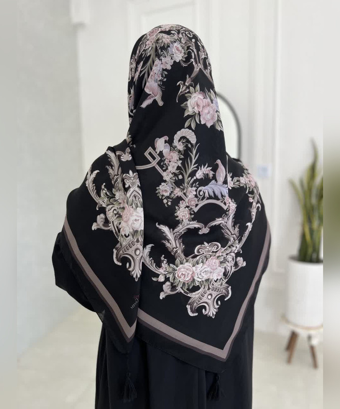 روسری کرپنخ طرح سلطنتی قواره ۱۴۰