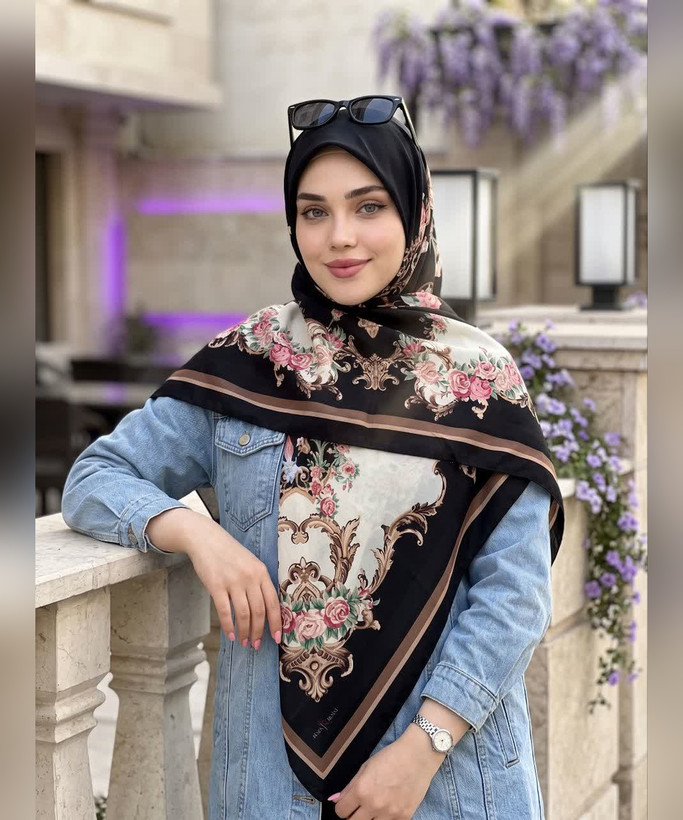 روسری کرپنخ طرح سلطنتی قواره ۱۴۰