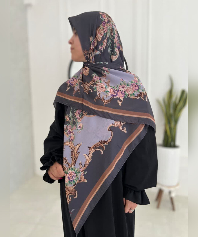 روسری کرپنخ طرح سلطنتی قواره ۱۴۰