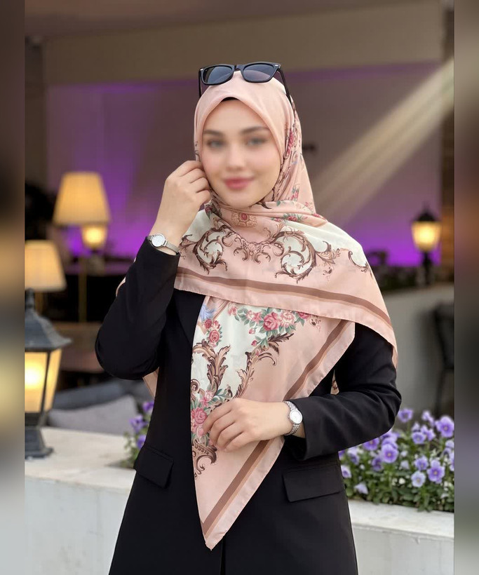 روسری کرپنخ طرح سلطنتی قواره ۱۴۰